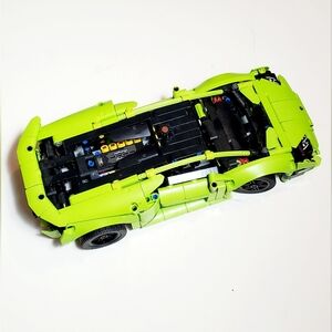 Lego Technic Lamborghini Huracán Tecnica (Incomplete)